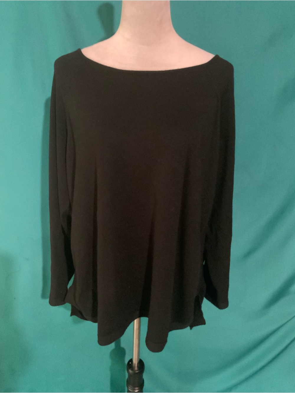 Cyrus Black Long-Sleeve Boatneck Top